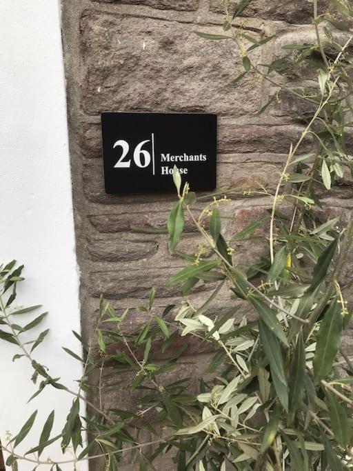 Large Newly Refurbished House Close To Harbour Bristol Exterior foto